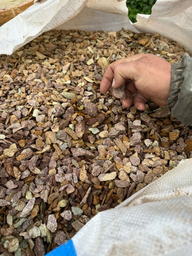 Златолит персиковый декоративная каменная крошка купить в Смоленске