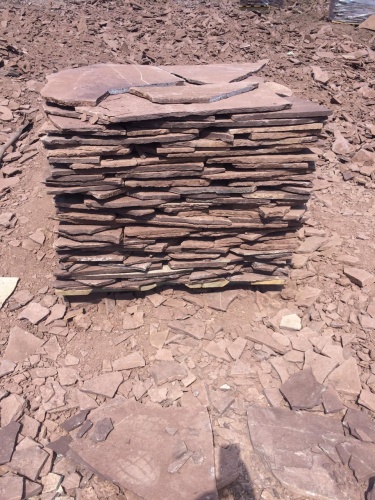 Плитняк лемезит бордовый для цоколя 1,5-2 см купить в Смоленске