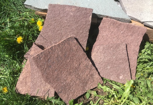 Плитняк лемезит бордовый для цоколя 1,5-2 см купить в Смоленске