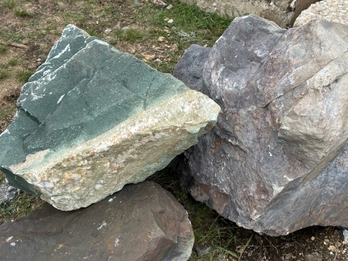 Камни для ландшафтного дизайна зелёные 10-60 килограмм купить в Смоленске