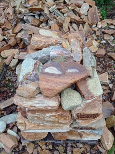 Златолит жёлтый, жёлто-зелёный глыбки и валуны для ланшафтного дизайна купить в Смоленске