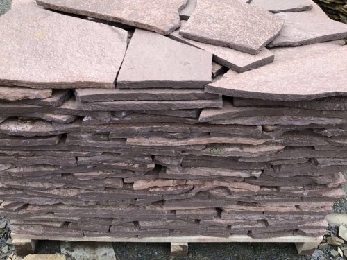 Плитняк лемезит бордовый для облицовки цоколя 20-25 мм  купить в Смоленске