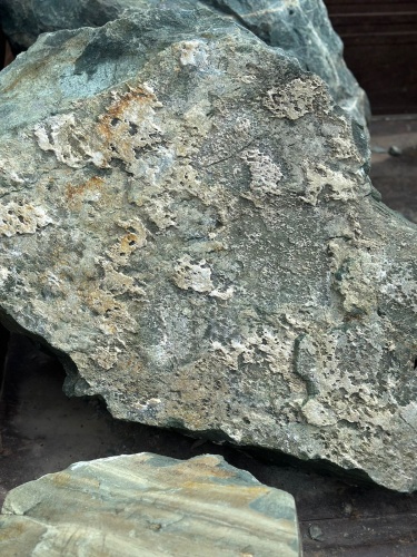 Ландшафтные глыбы зелёные 200-500 килограмм купить в Смоленске