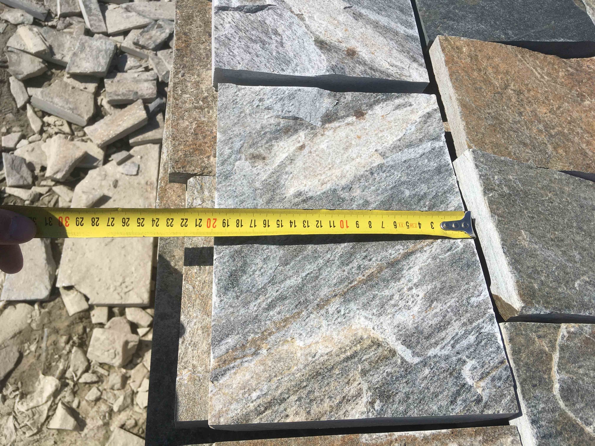 Плитка пилёная златолит Уральский для фасада купить в Смоленске