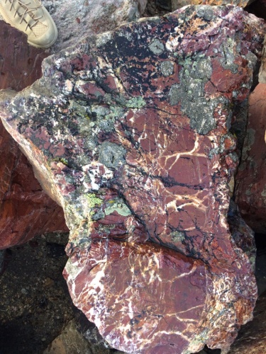 ландшафтный камень-глыбы, валуны